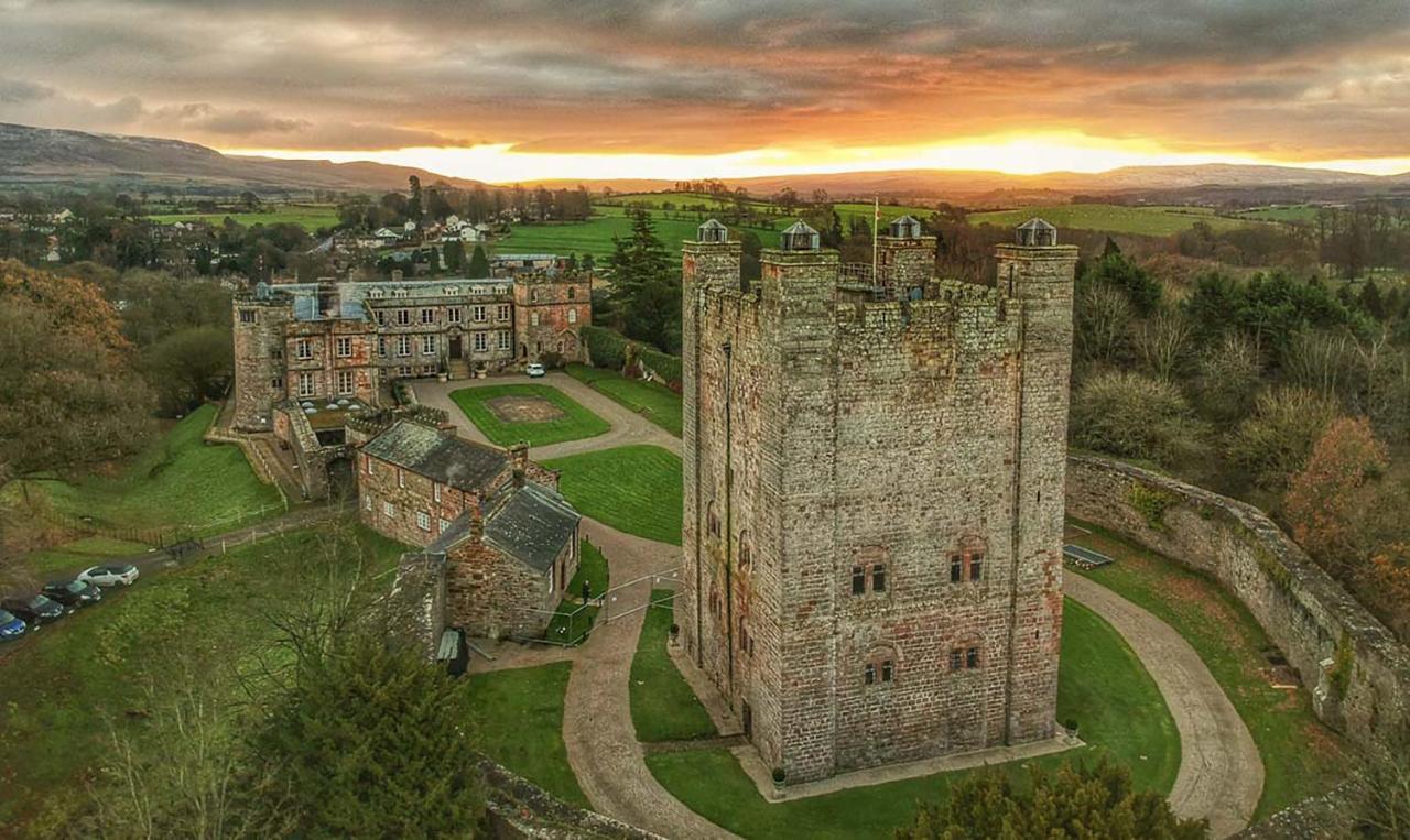 Appleby Castle Hotel Exterior foto